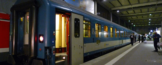 The Kalman Imre, about to leave Munich